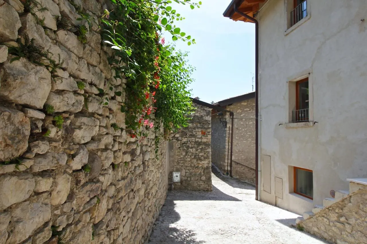 Ca De L'Angelon Aparthotel Brenzone sul Garda